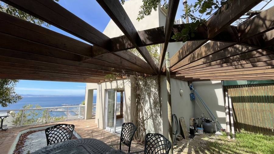 3 Bedroom Property for Sale in Simons Kloof Western Cape
